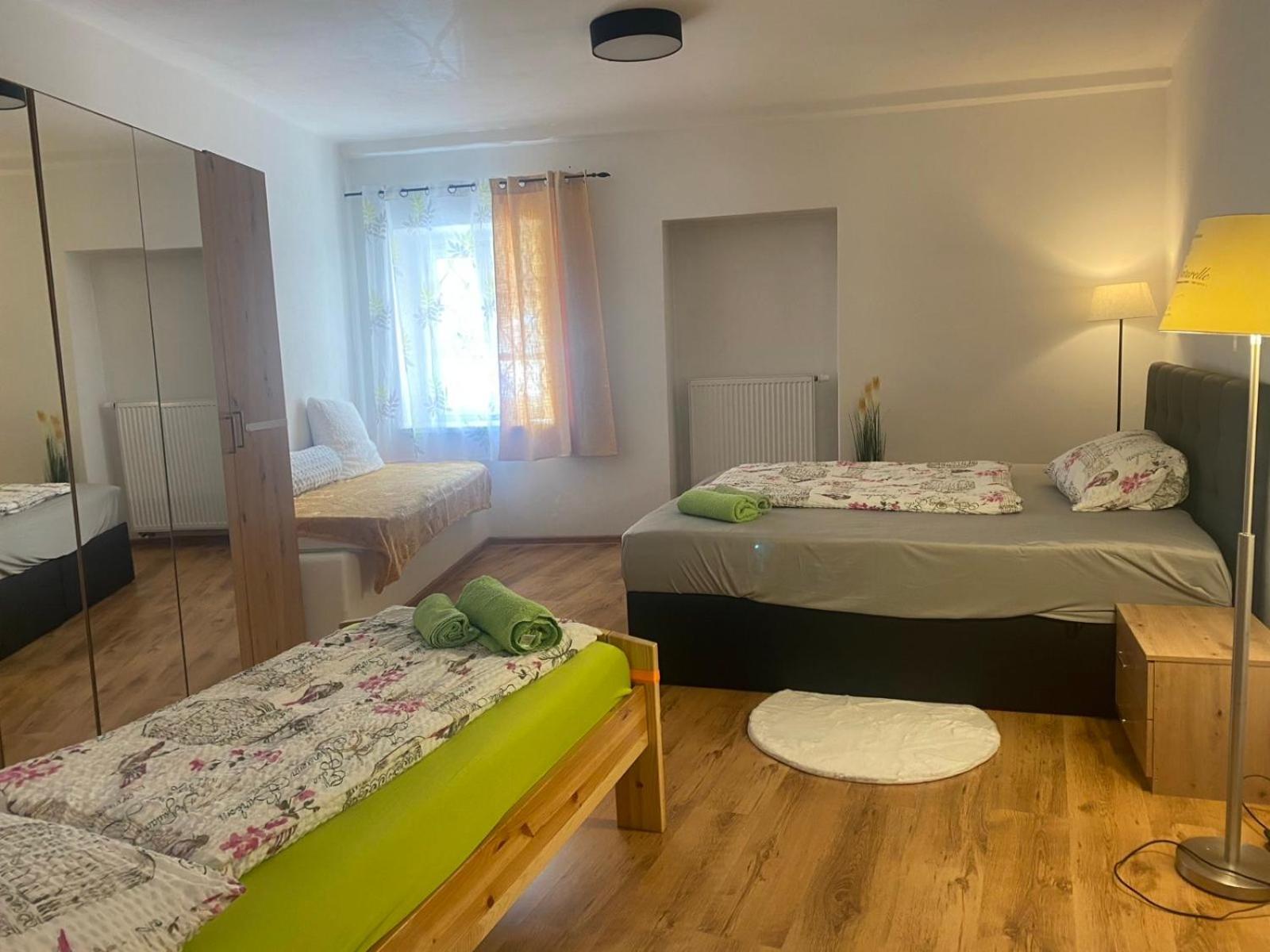 Apartment Am Schlosspark 2 Cheb Eksteriør bilde
